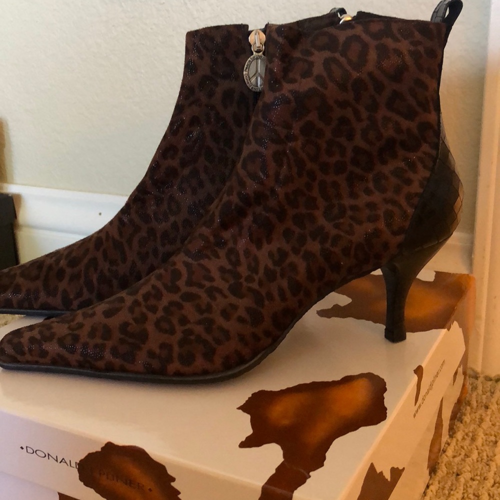 Donald Pliner Lola Boot NEW